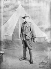 James-Ambrose-Mills-c-1916-Seymour-Army-camp