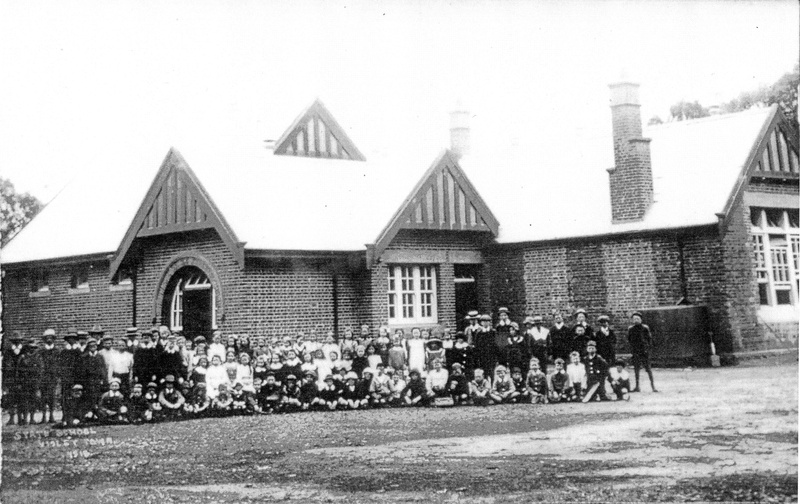 VT School 1918.jpg