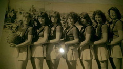 Netballers including Leanne Russell Jones