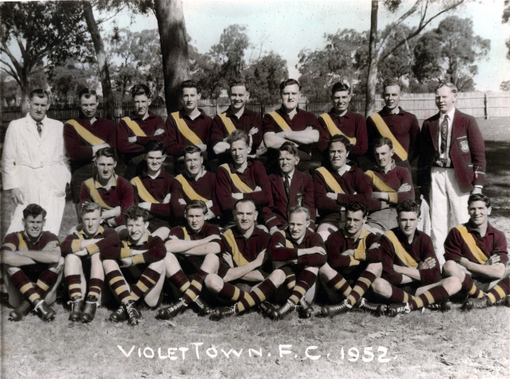 VT Football Club 1952 programs0015