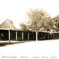 vt-honeysuckle-hotel sepia