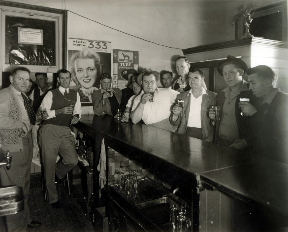 last drink at Farmers Arms
