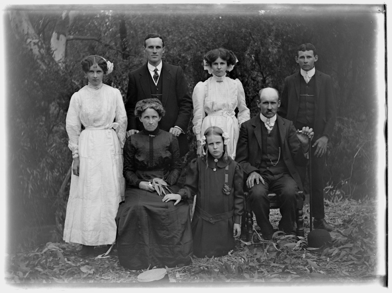 family-group-of-Ewerts-SLV.png