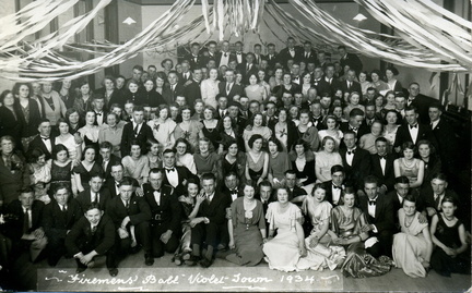 1934 Firemans Ball dru-green